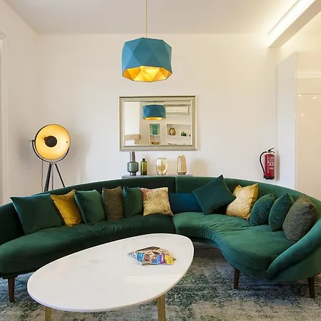 Bairro Alto Viewpoint Flat * Lissabon